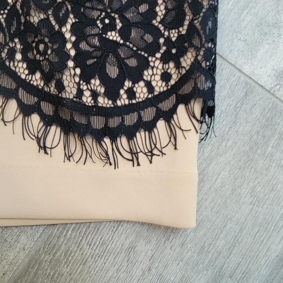 NWT New York & Co Black and Tan Lace Skirt 8 - Picture 3 of 10
